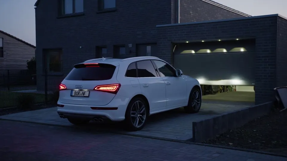 Vorschaubild: Novoferm LED Lichtleiste für die Außenbeleuchtung der Garage