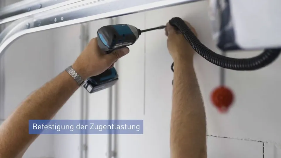 Vorschaubild: Piron Metallbau: Antrieb Montage Garagen Sektionaltor Typ ISO 45 mit Zugfeder sowie NovoPort Antrieb